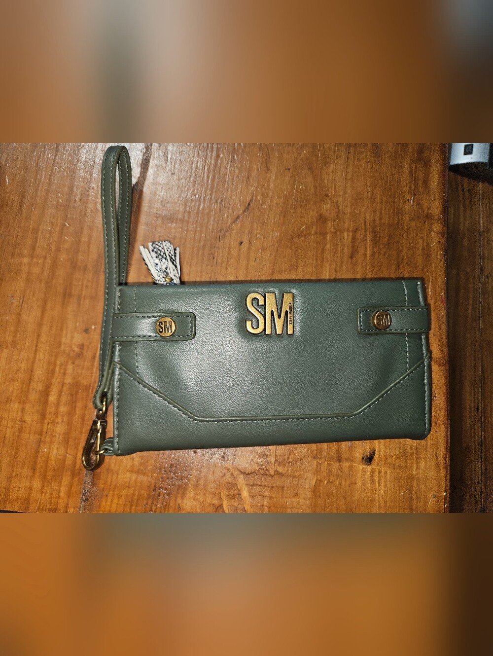 Steve Madden Green Leather Wristlet Wallet